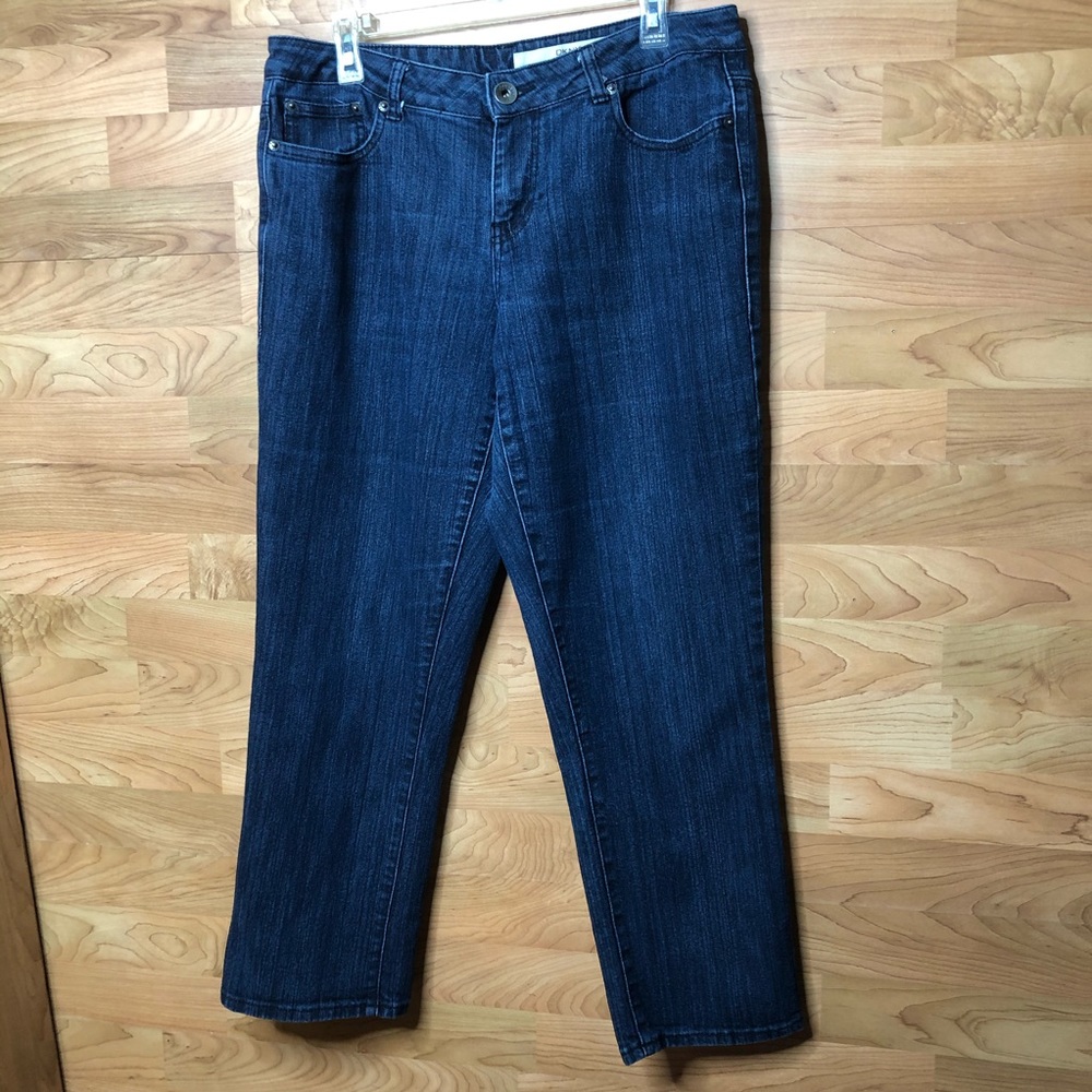 SIZE 14 DKNY CROPPED JEANS 5 POCKETS